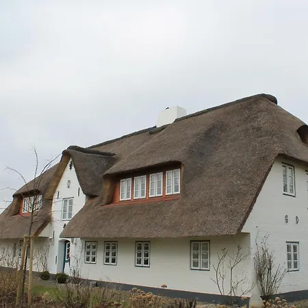 Dom wakacyjny Haus Fohr - Ferienwohnung Up De Warft Sylt-Ost